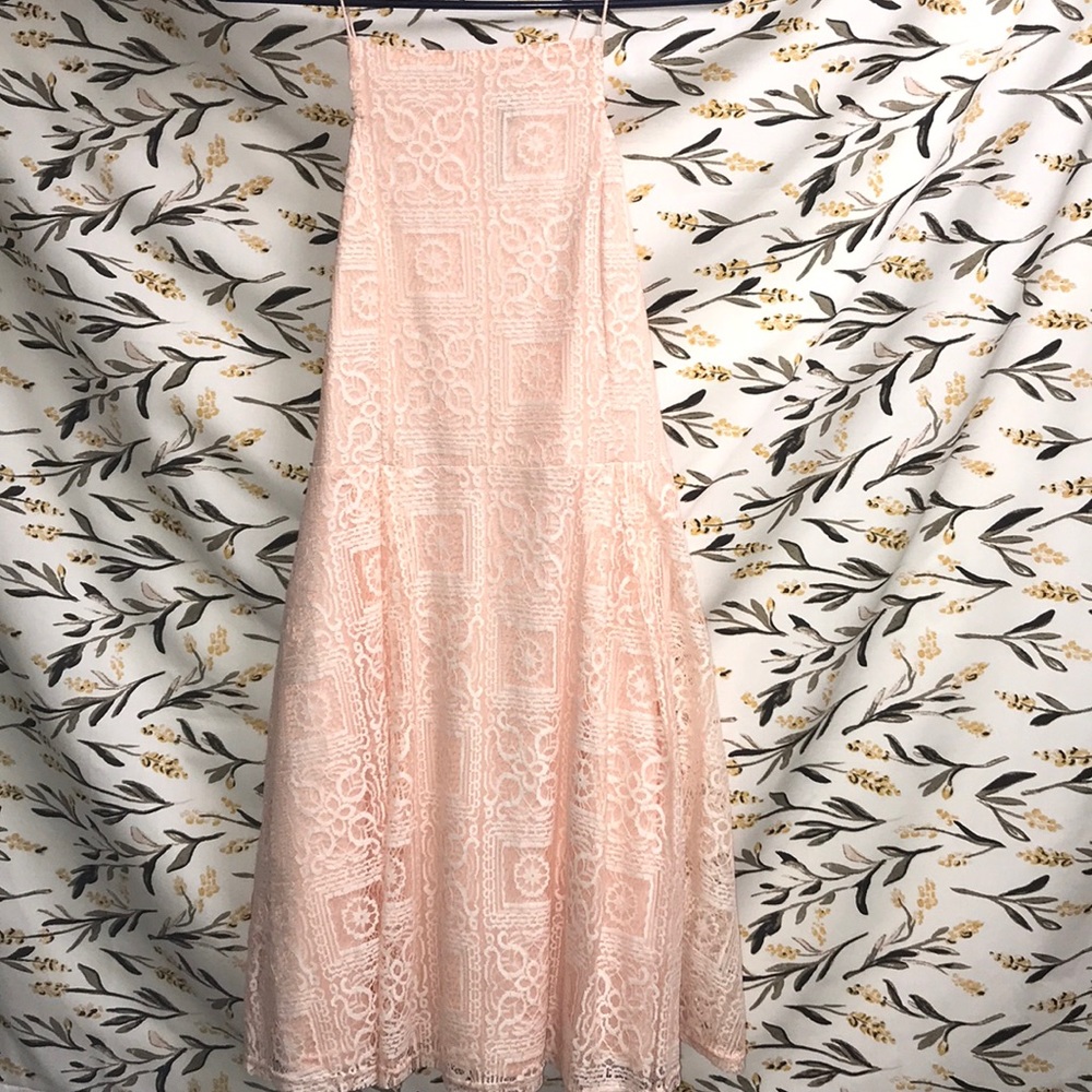 🖤3 for $20🖤 Pink lace Doe and Rae dress